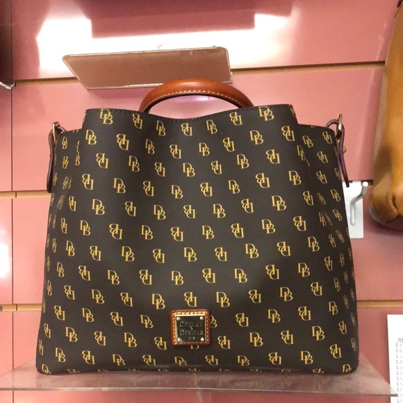 Dooney & Bourke purse